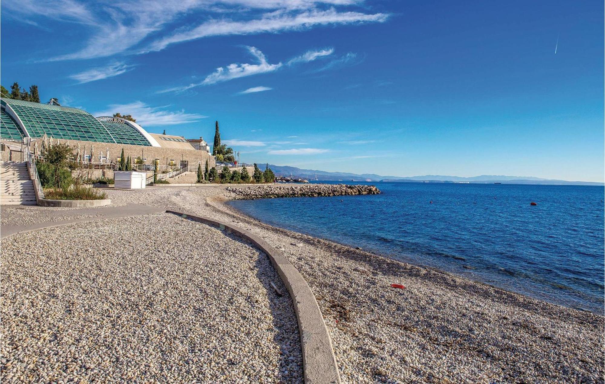 Stunning Apartment In Rijeka With 1 Bedrooms And Wifi Exterior photo